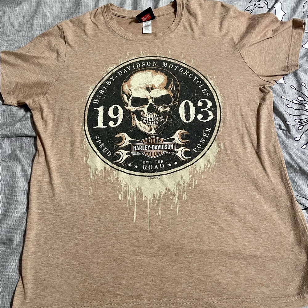 Men’s Harley-Davidson tee. Large
